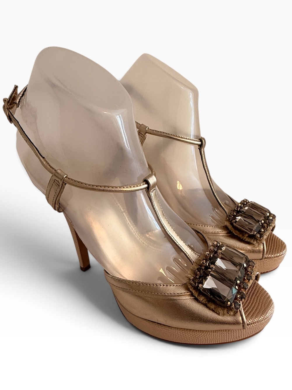 Vince Camuto "Maria" Gold T-Strap Jeweled Stiletto Heel Platform Sandals 8 NEW